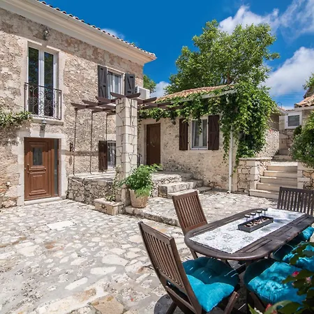 Vilă Callisto- Elegant Restored With Pool *